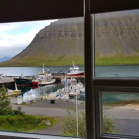 Harbour Inn - Guesthouse Bíldudalur Exterior foto